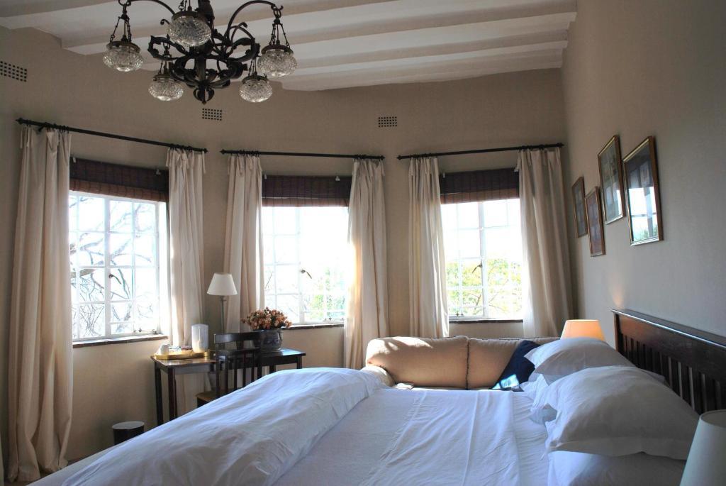 Chartwell Castle & Guest House 部屋 写真
