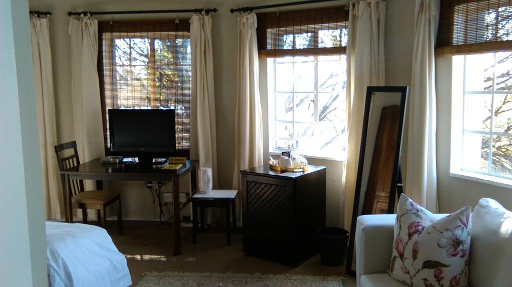 Chartwell Castle & Guest House エクステリア 写真
