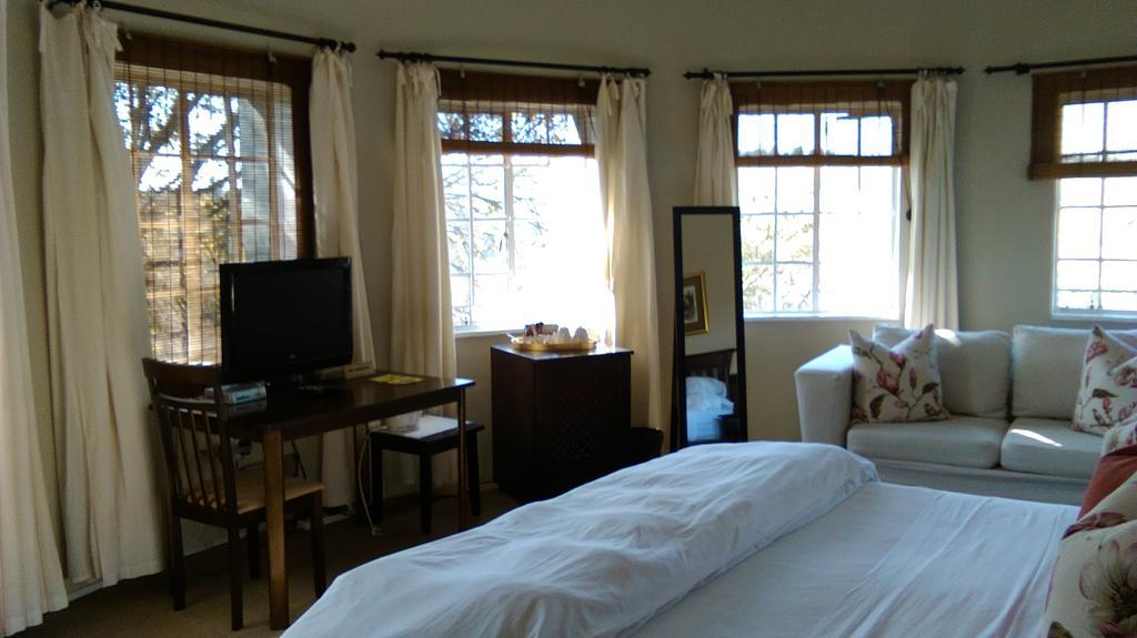 Chartwell Castle & Guest House エクステリア 写真