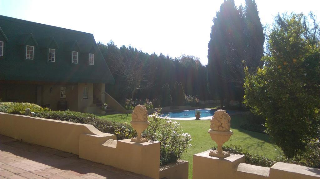 Chartwell Castle & Guest House エクステリア 写真